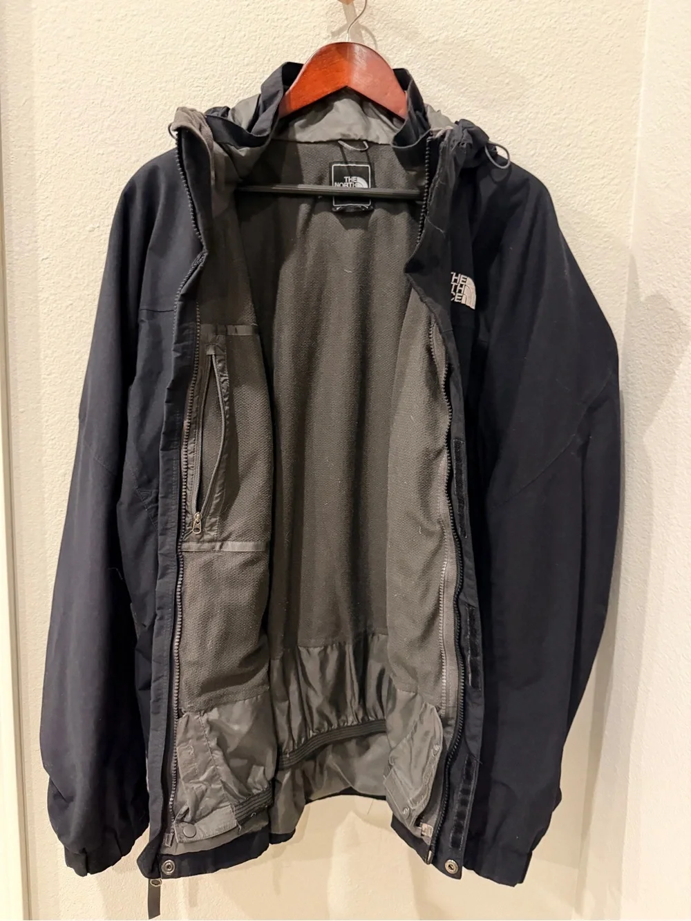 The North Face Black Men's Ski & Snowboard Shell Jacket